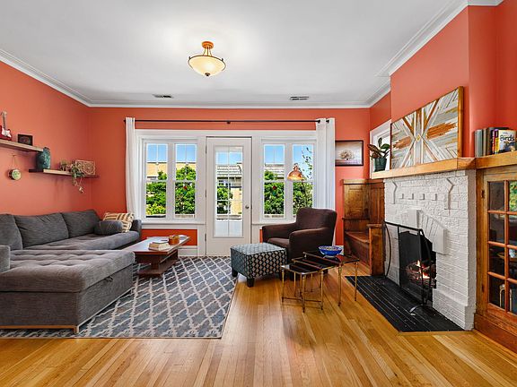 2nd image of 2617 W Leland Ave APT 3
