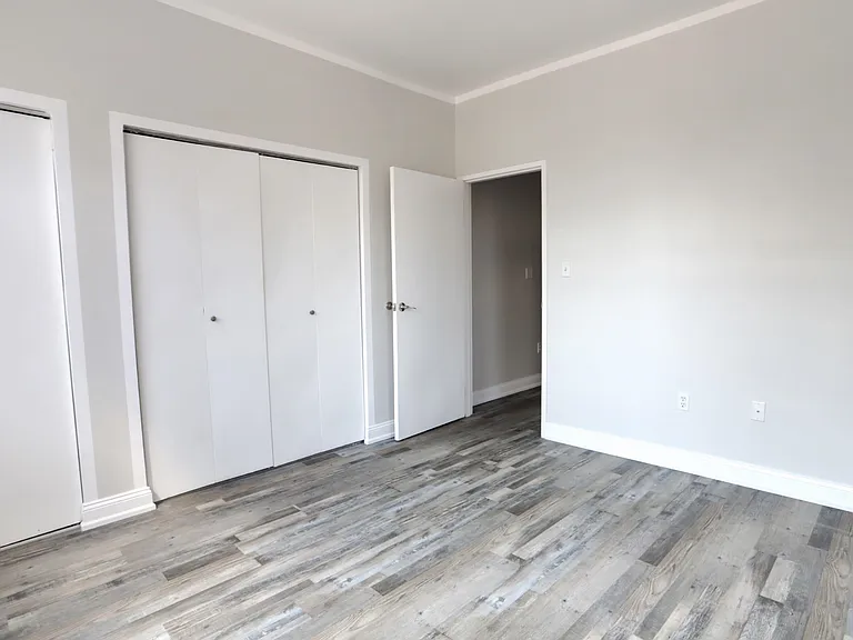 4901 Murphy Pl #7 — Photo 9