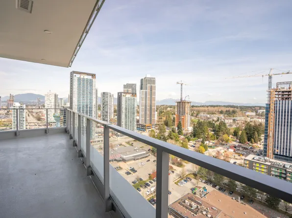 9675 King George Blvd #2707, Surrey, BC V3T 2V3