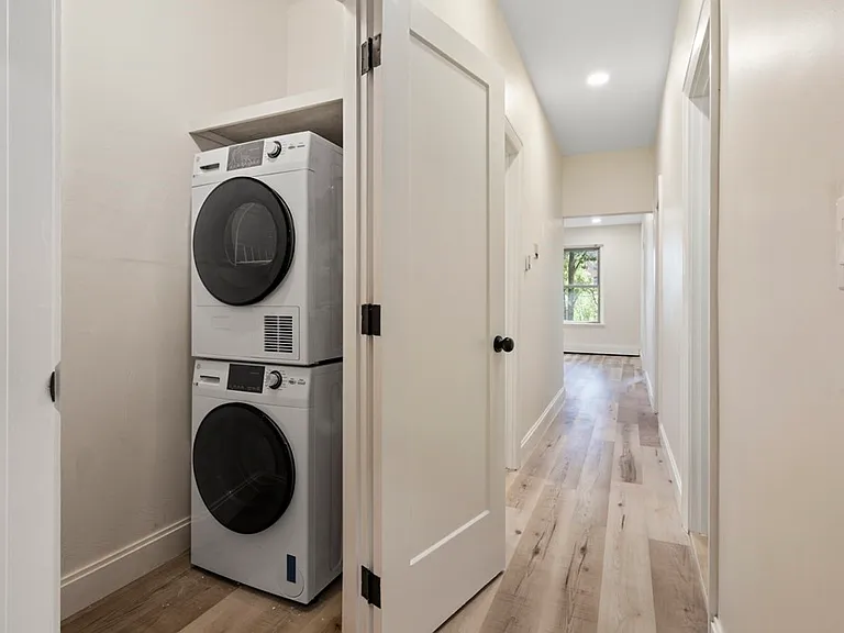 122 Union Park St #3 — Photo 6
