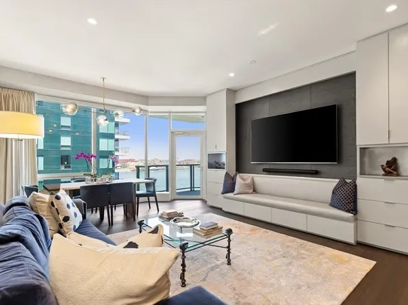 50 Liberty Dr Unit 7L, Boston, MA 02210