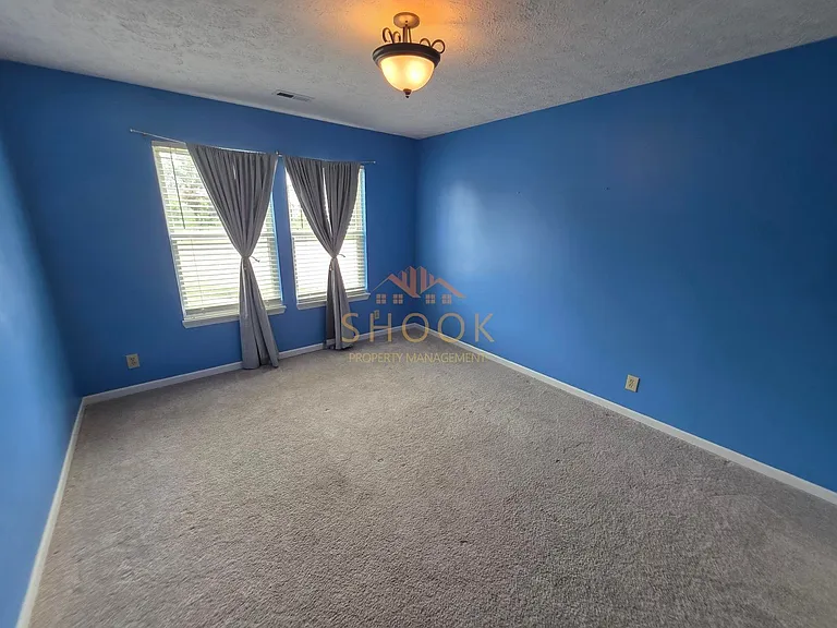 1620 Lionheart Ln — Photo 16