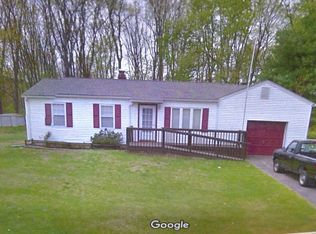 32 Crescent Dr, Fishkill, NY 12524