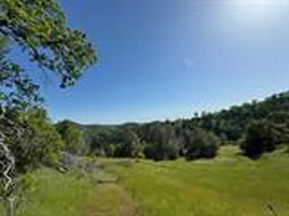 13 Lazy L Summit Rd, Coarsegold, CA 93614