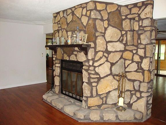 4th image of 3143 S Klipsch Dr