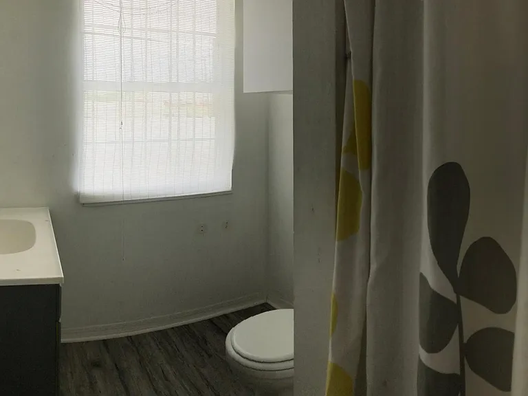 4634 N Florida Ave #1/2 — Photo 14