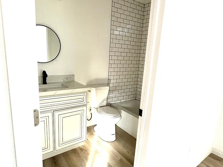 3748 Elmwood Ct — Photo 13