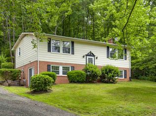 6080 Monacan Trail Rd, Covesville, VA 22931