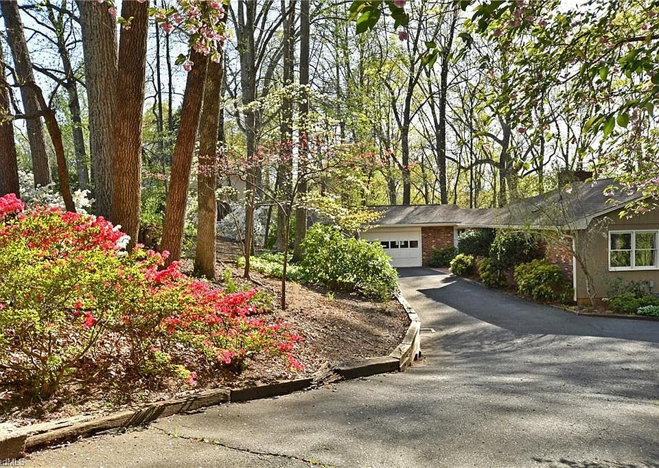1st image of 4966 Leinbach Dr