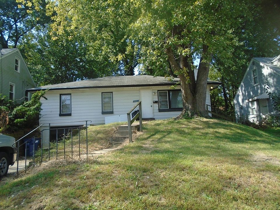 1st image of 523 Coppinger Dr