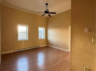 5324 5th St APT F, Whitehall, PA 18052