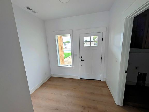 2nd image of 1283 Troy Ln