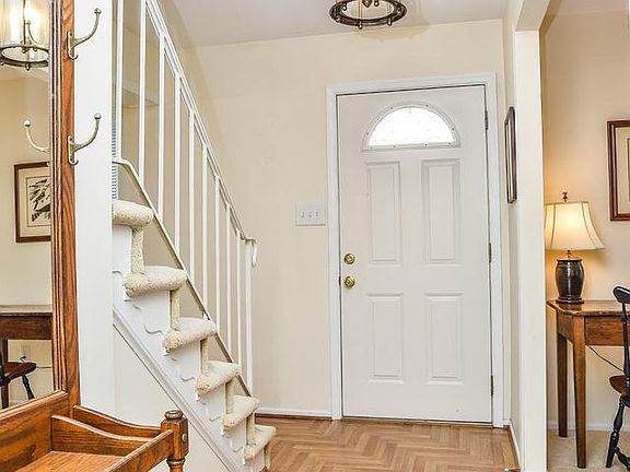 5th image of 5300 Greenough Pl