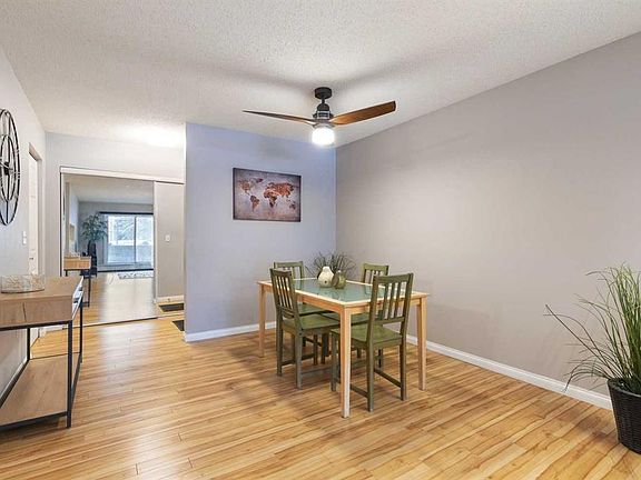 4th image of 21 SW Dover Point SE #102