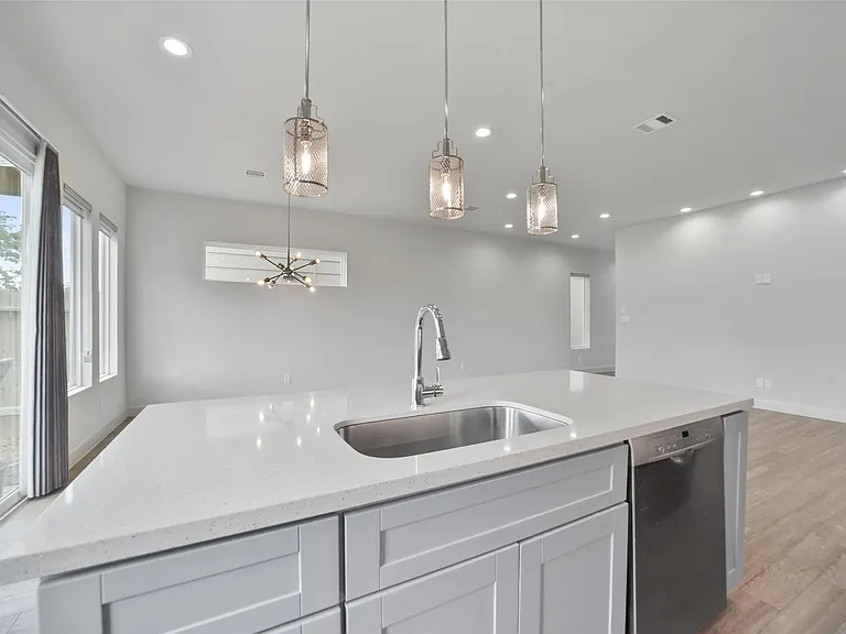 6809 Rocinante Ln — Photo 12