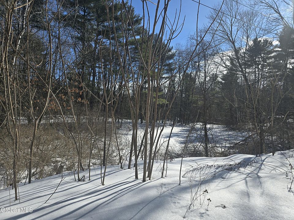 2nd image of 674 Lily Pond Road