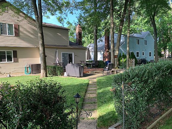 4th image of 6102 Blue Hen Pl