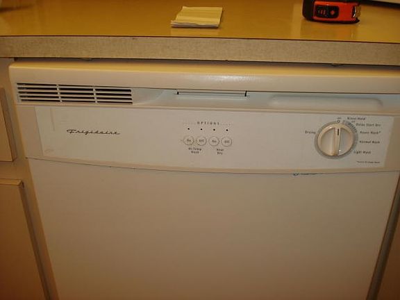 4th image of 712 Sunny Pine Way APT G2