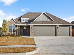 23091 E 107th St S, Broken Arrow, OK 74014