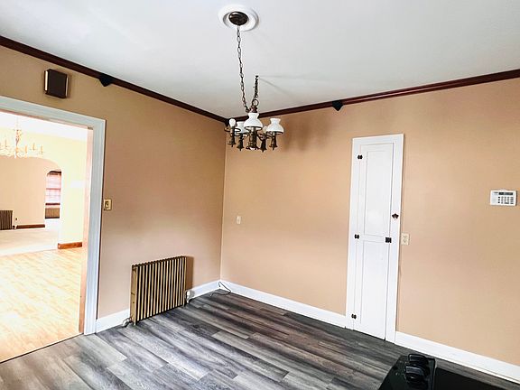5th image of 315-317 W Midlothian Blvd