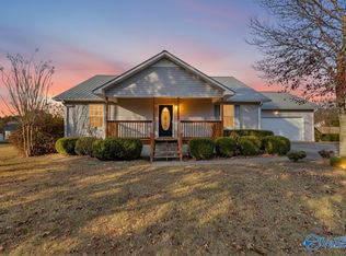 317 Childmark Dr, Albertville, AL 35950