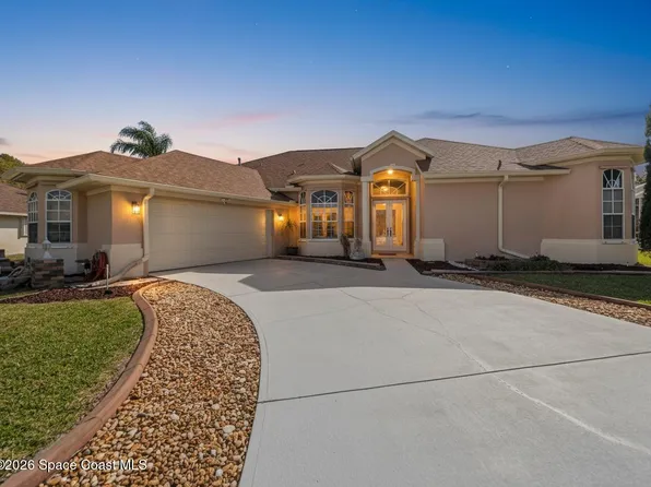 751 Lake Dr, Melbourne, FL 32940