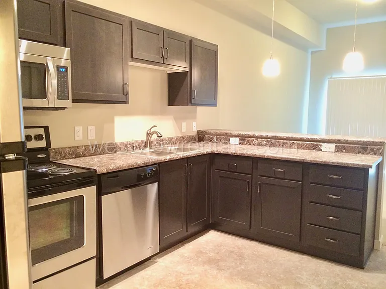 1010 Railroad Ave — Photo 367