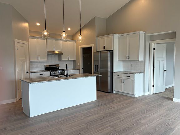 4th image of N9246 Homestead Ln