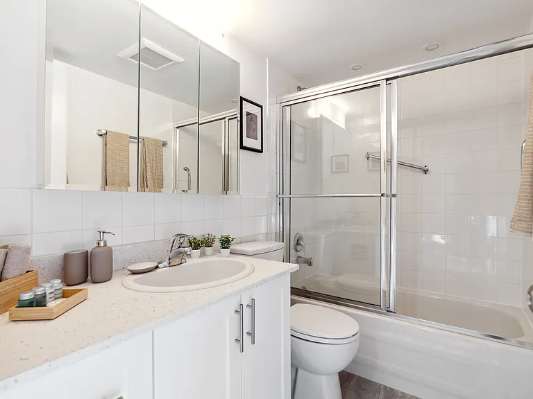 5976 Tisdall St #705 — Photo 17