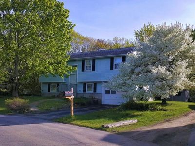 8 Yarrow Way, Concord, NH, 03303
