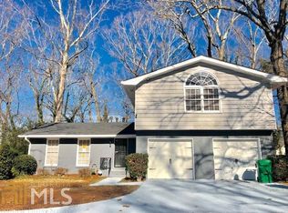 5286 Rockbridge Rd, Stone Mountain, GA 30088