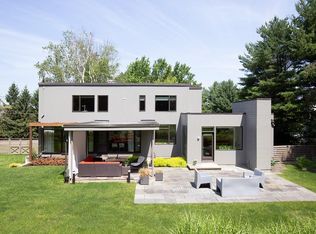 20 Drumlin Rd, Newton, MA 02459