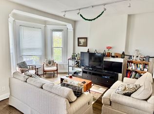 651 W Armitage Ave #3, Chicago, IL 60614
