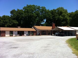 825 Ellis Dr, Grove, OK 74344
