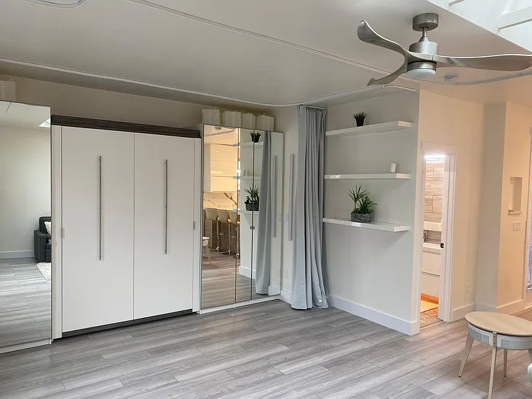 7261 Roycroft Dr #A — Photo 15