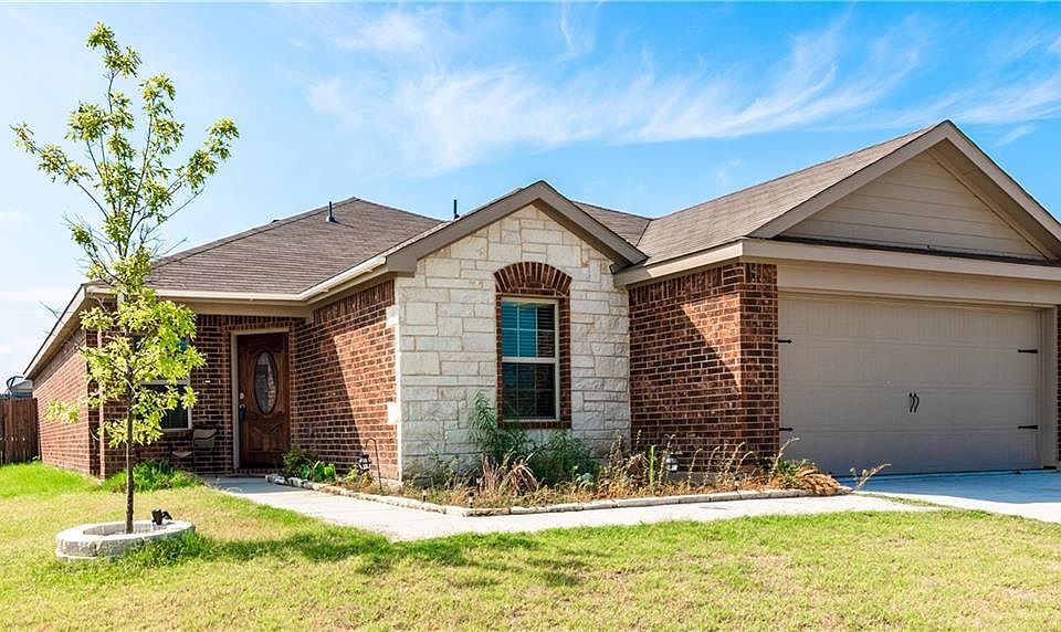 1st image of 2914 Aberdeen Dr