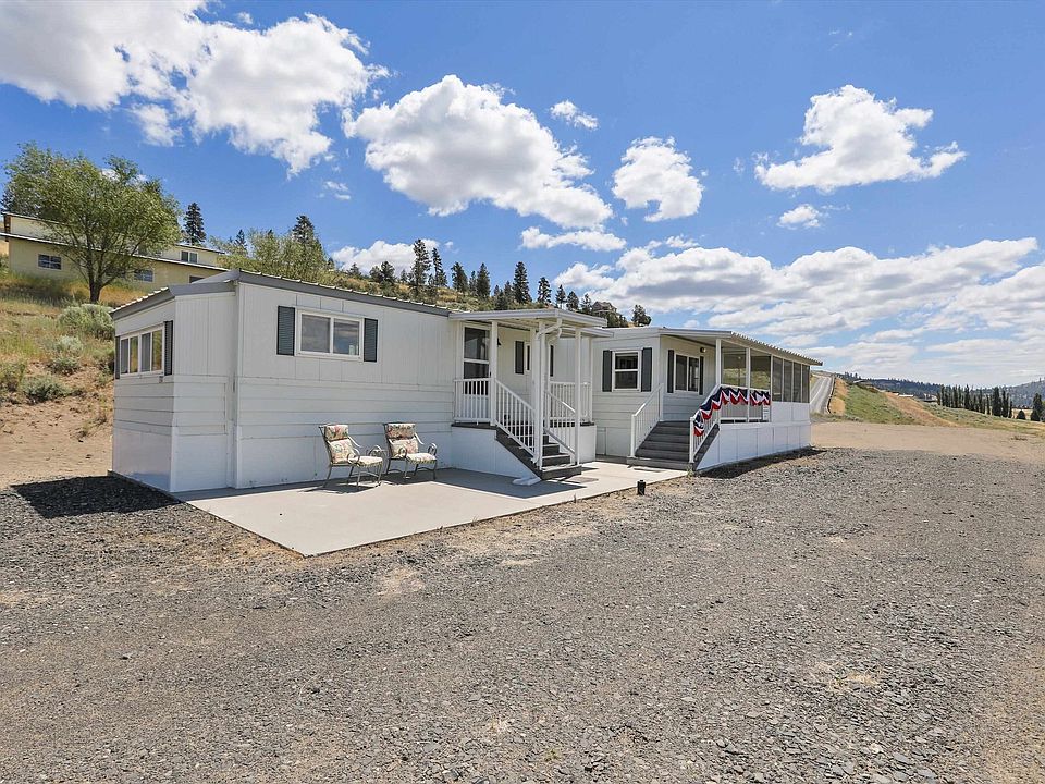 1st image of 41980 Fawn Ln N #41970