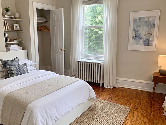 3rd image of 4031 Locust St #2