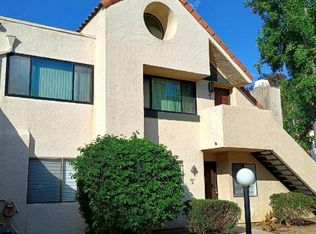 321 N Melrose Dr Unit B, Vista, CA 92083