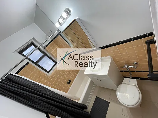 Rented by A Class Realty Corp | media 8