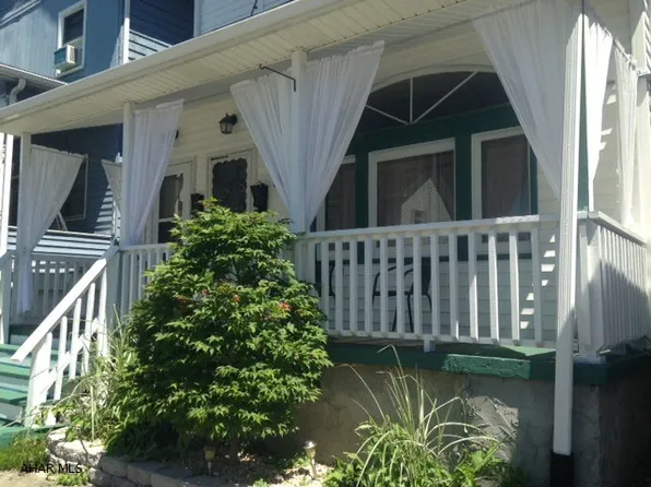 107 E 5th Ave, Altoona, PA 16602