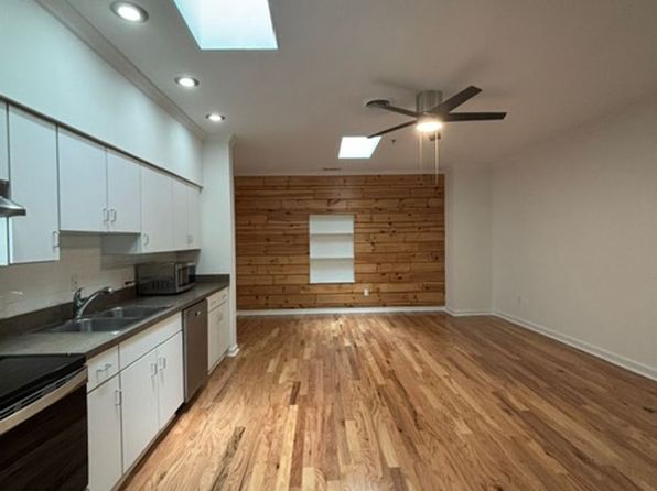 420 E Main St APT 4