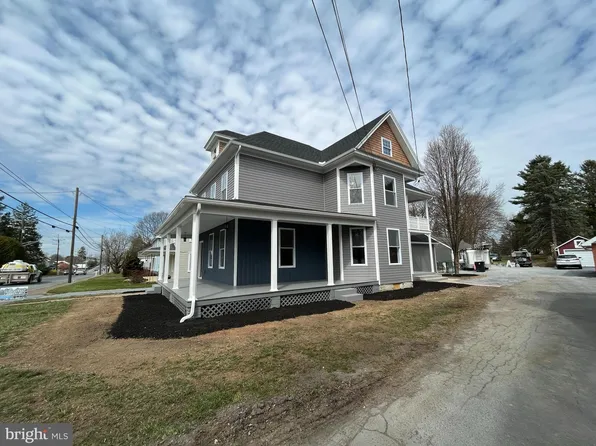 1933 Buchanan Trl E #E, Greencastle, PA 17225