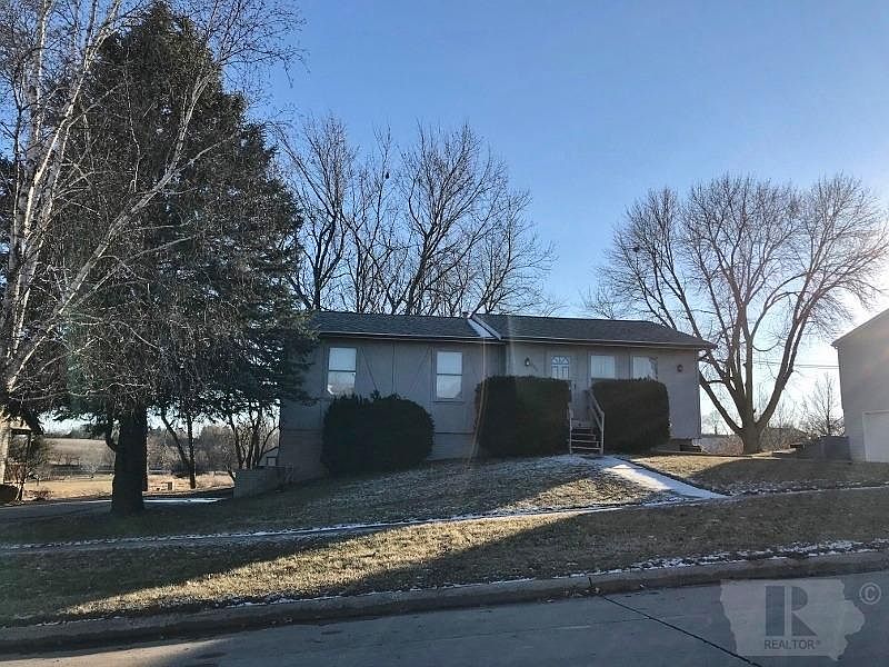 2nd image of 503 E Southridge Rd