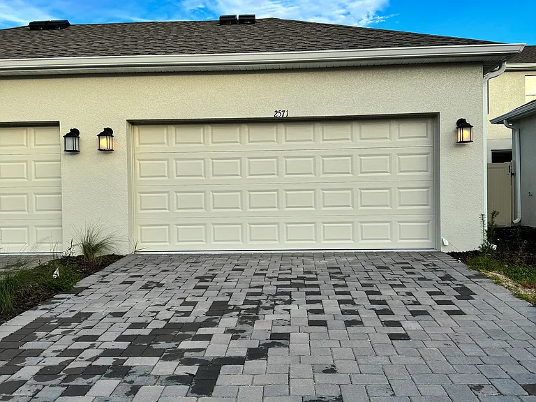 2571 Relaxing Ln — Photo 11