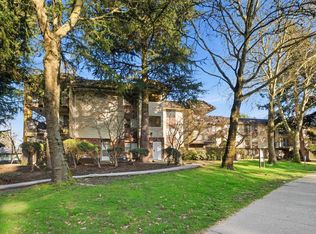 7426 138th St #211, Surrey, BC