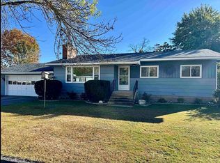 3110 15th St, Menominee, MI 49858