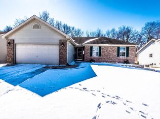 38 McClay Trail Dr, Saint Peters, MO 63376