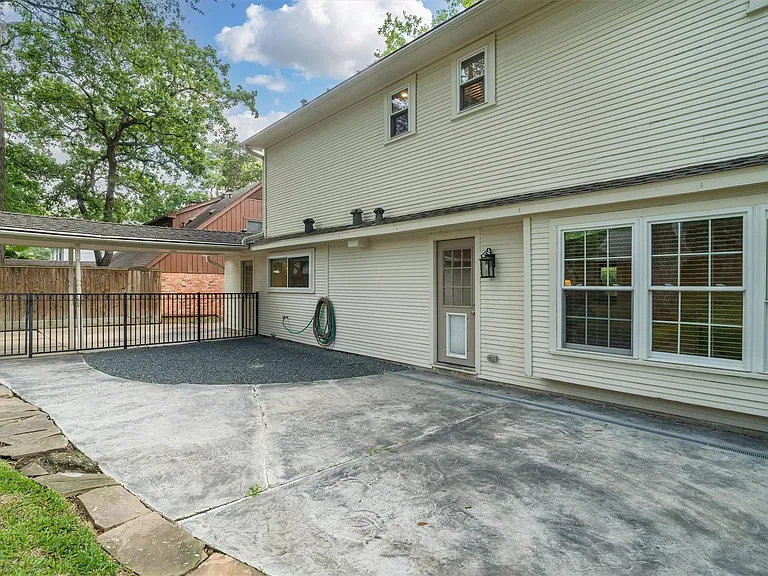 751 Bison Dr — Photo 32