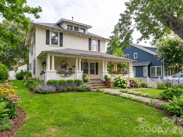 729 5th Ave W, Hendersonville, NC 28739